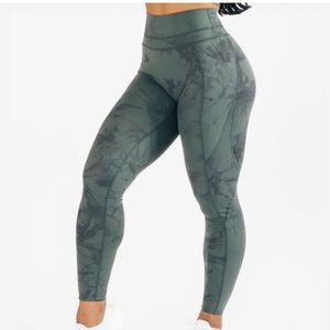 Alphalete Women’s Alphalux Force Leggings -Stained Storm Grey
